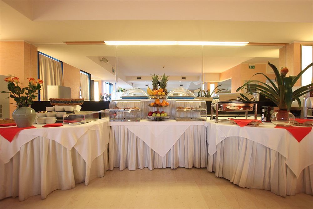 Golf Hotel Milano Opera Buitenkant foto