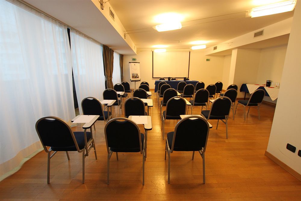 Golf Hotel Milano Opera Buitenkant foto