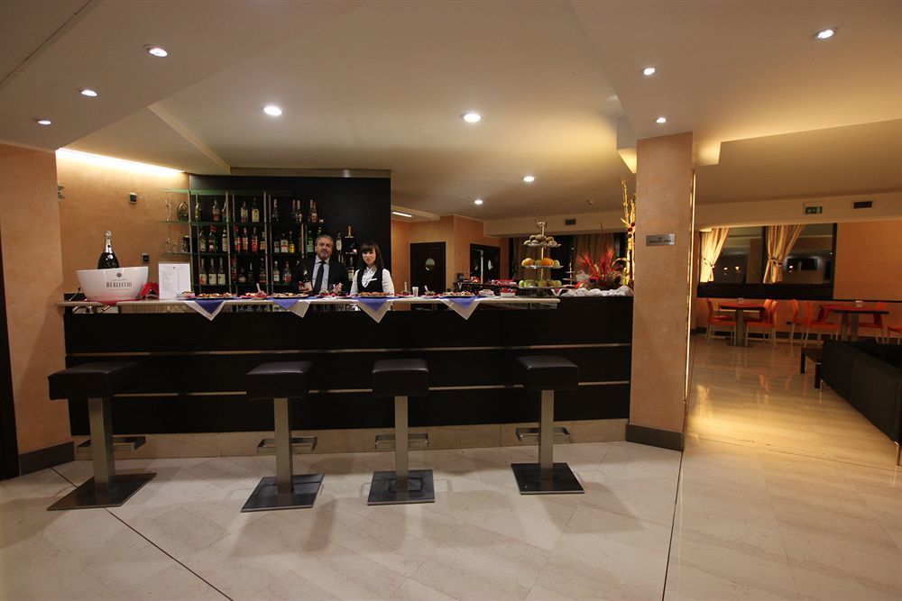 Golf Hotel Milano Opera Buitenkant foto