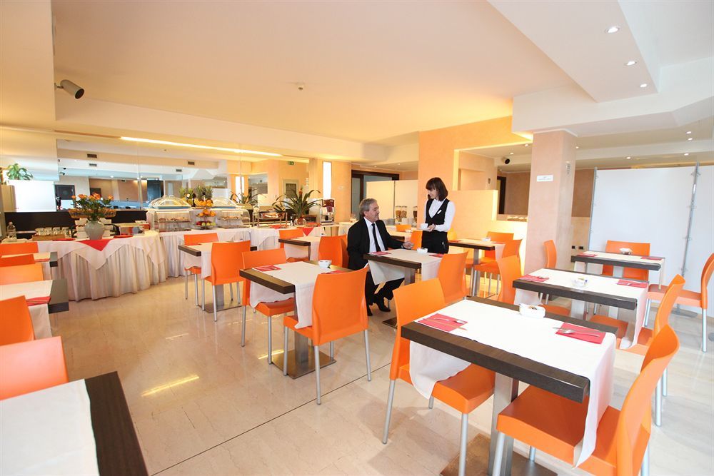 Golf Hotel Milano Opera Buitenkant foto